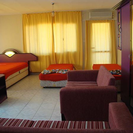 Degerli Motel Seferihisar Exterior photo