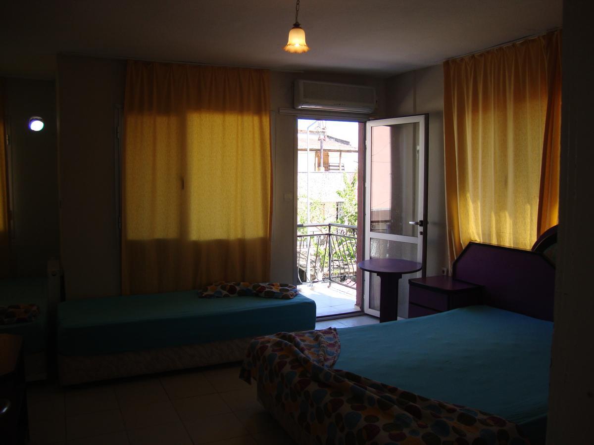 Degerli Motel Seferihisar Exterior photo